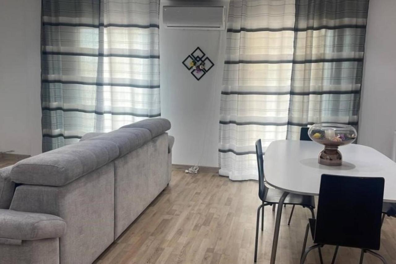 Amplio En Appartement
